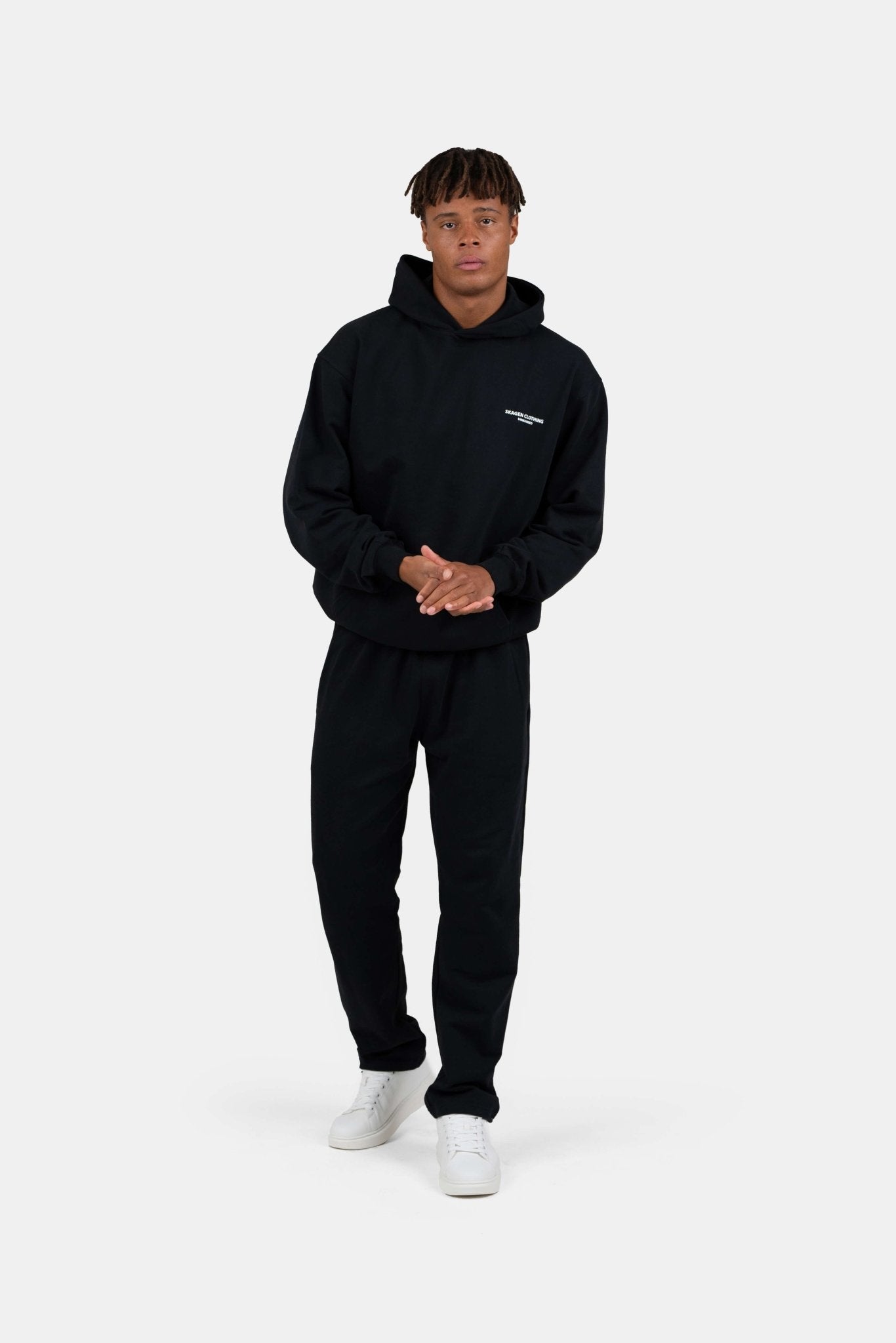 UNMARKED Hoodie Sort | Skagen-clothing.dk